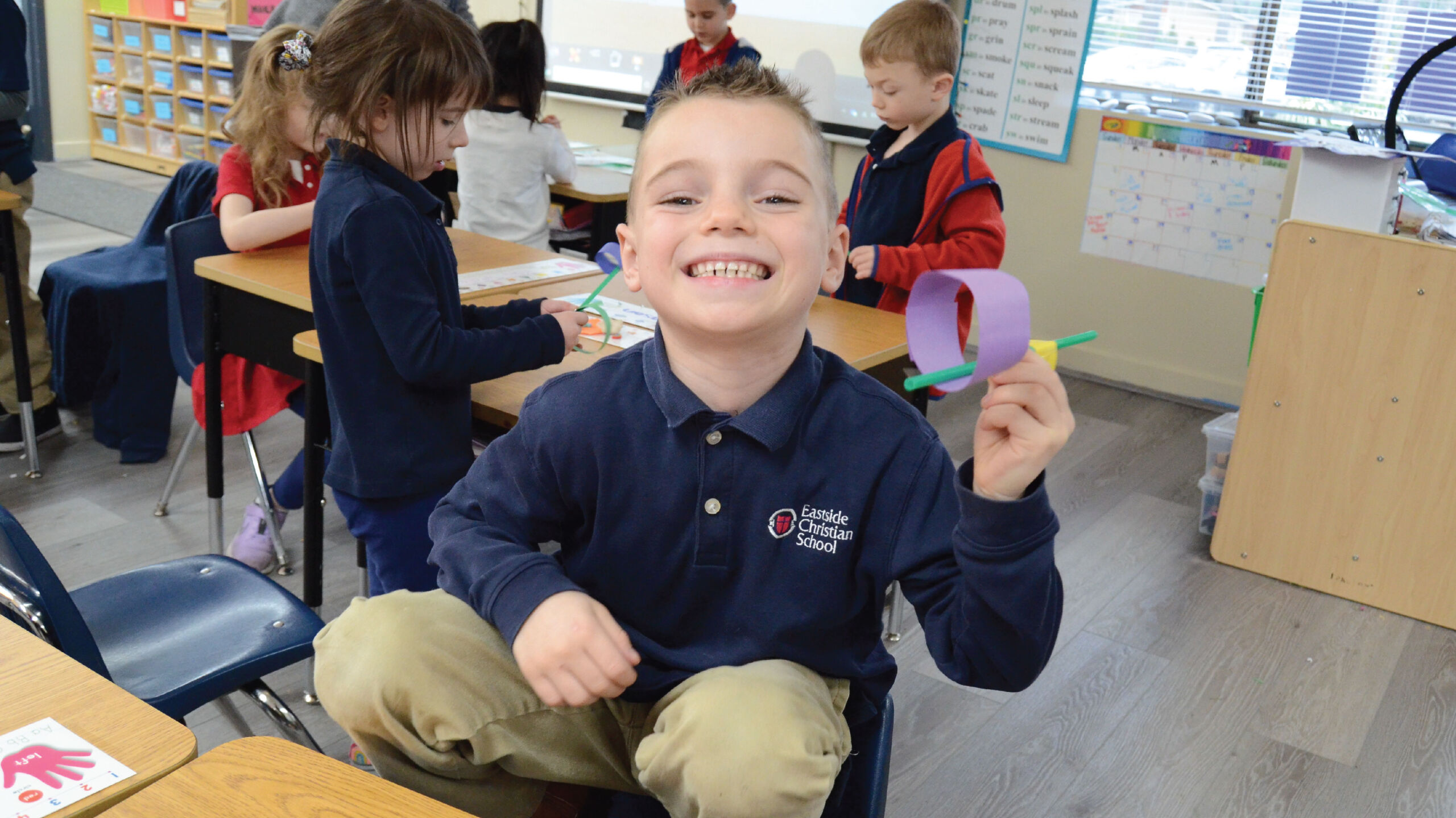 K – making straw and paper airplanes 01.26.2023 (29) no filter-01 Kindergarten | Eastside Christian School | Bellevue WA